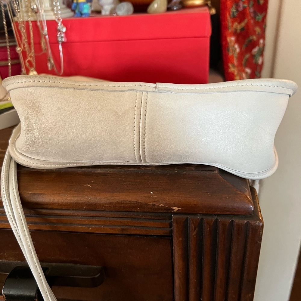 Coach cream leather Shoulder Bag - Picture 9 of 9